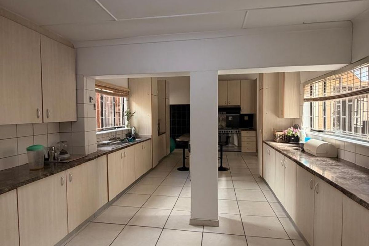 Your Dream Home Awaits! - Photo 3