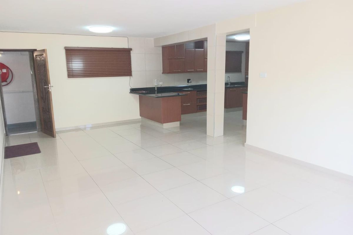 3 Bedroom townhouse with manned security, 2 garages and 1 parking for sale - Photo 5