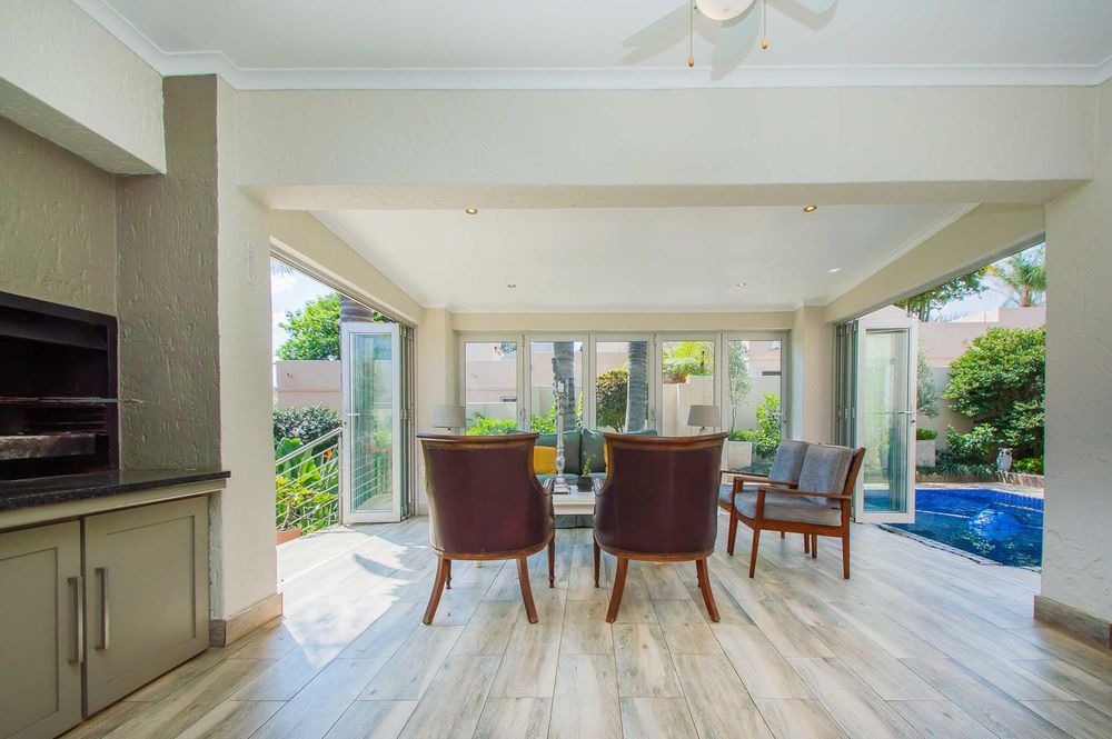Entertainment area with braai