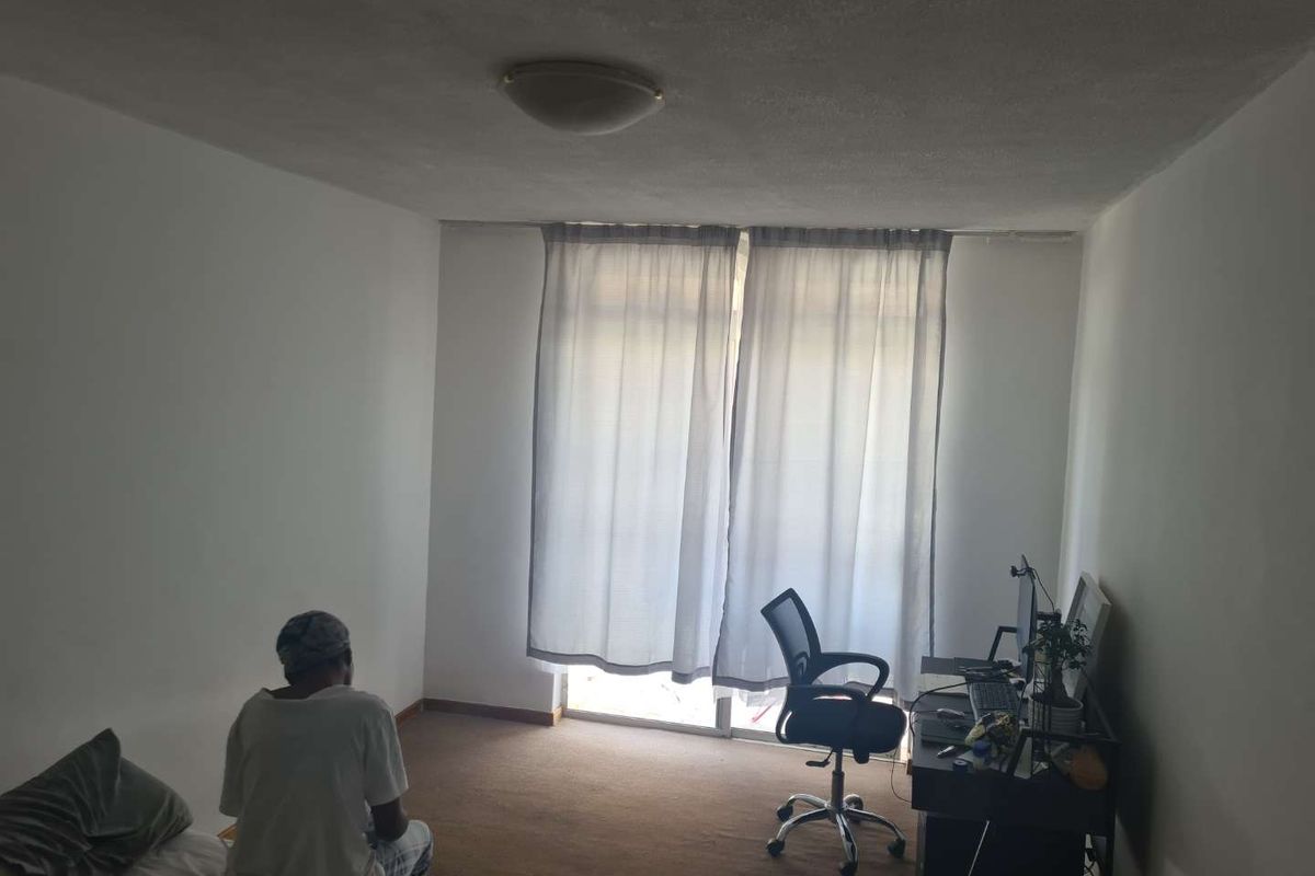 Hillcrest Boulevard, Bachelor apartment for sale - Photo 3