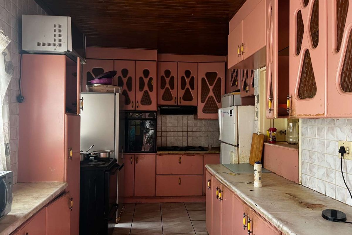 Price drastically reduced - Photo 2