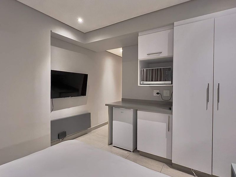 MINI STUDIO APARTMENT TO RENT at The Pearls of Umhlanga®️ - Photo 2