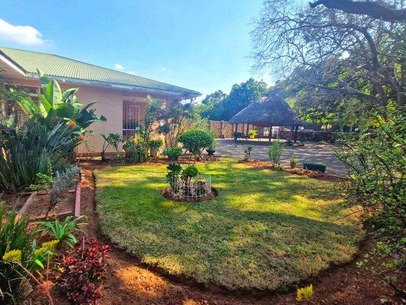Exceptional Accommodation Investment – Walking Distance to Steve Biko Hospital & UP Medical Campus - Photo 10