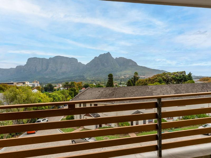 Modern 2-Bedroom Apartment with Mountain Views | The Chesterfield - Photo 1