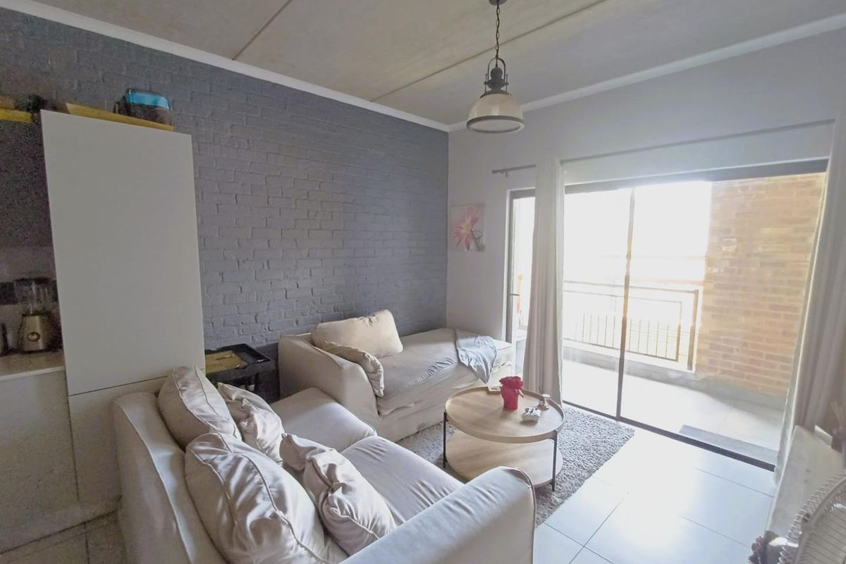 Modern Living Meets Comfort in the Heart of Ferndale - Photo 5