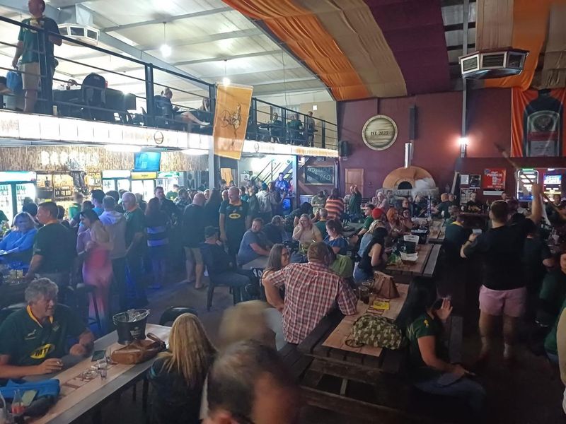 BUSINESS INCLUDE BAR AND RESTAURANT AND SLOT MACHINES.ENDLESS POTENTIAL. REED BELOW. - Photo 8