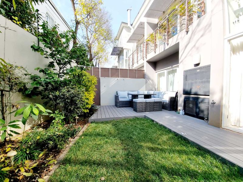 Your Dream Family Home on Bryanston Drive! - Photo 6