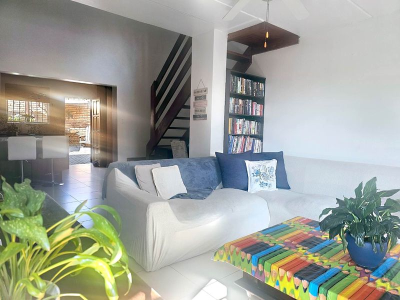 A Rare Gem in the Sought-After Caribbean Estates - Photo 4