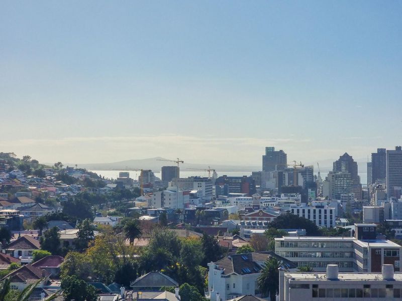 "Designer Renovation with Jaw-Dropping Views" - Photo 1