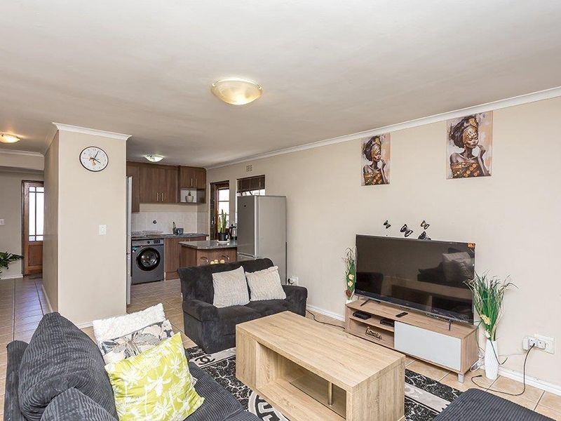 Estate Living Made Easy in Parklands - Photo 7