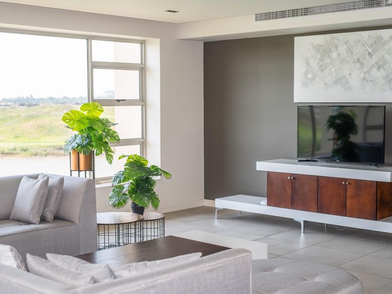 Ultimate Luxury Apartment for Sale in Ebotse Golf & Country Estate, Rynfield - Photo 4