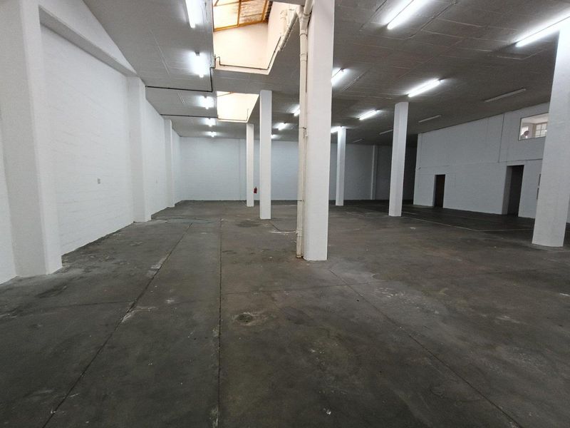 609m2 - Prime Factory / Warehouse To Let – Excellent Location - Photo 7