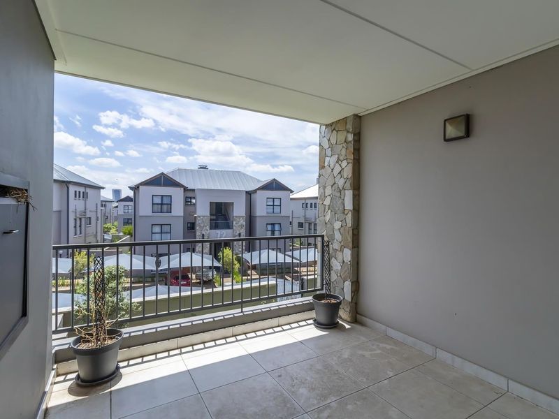 Unfurnished lock up and go - Photo 6