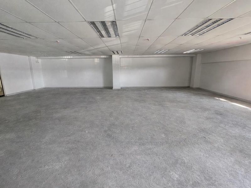 Premium 1,500 sqm Warehouse To Let – Cornubia - Photo 6