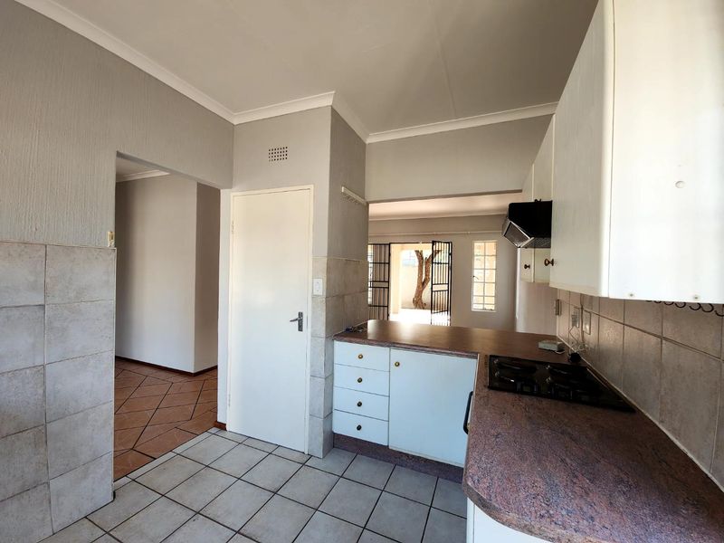 Beautiful 2 bedroom home in Craigavon - Photo 8