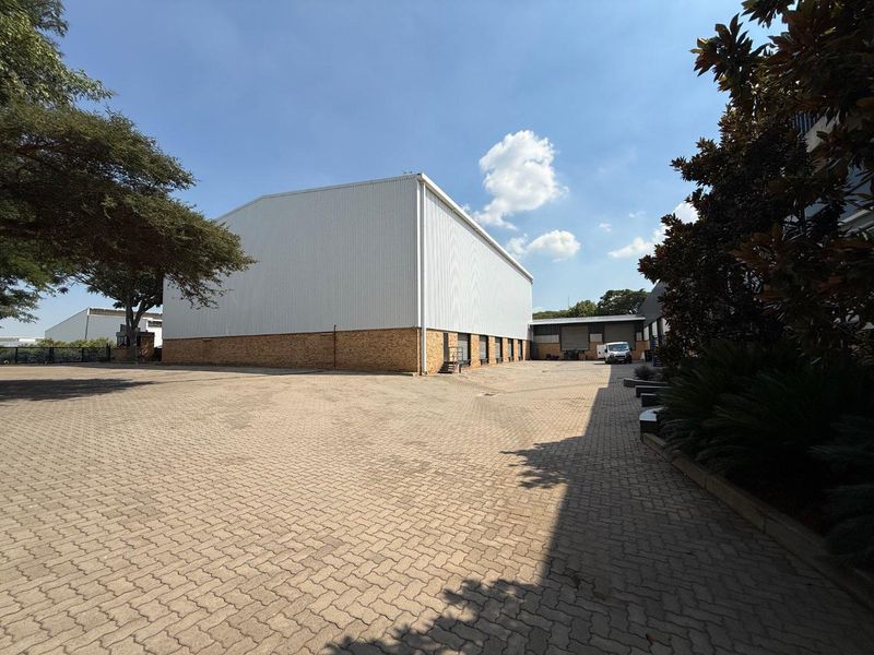 Exceptional Technology-Driven Industrial Facility For Sale | Midrand - Photo 2