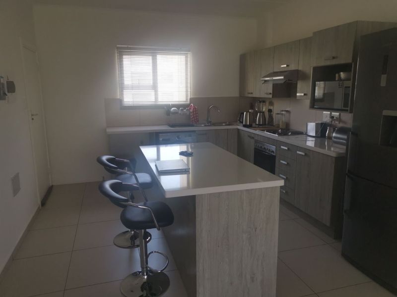 Two Bedroom Apartment  to rent in Midrand - Photo 7