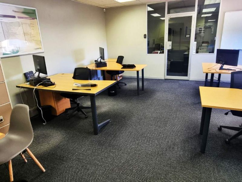 Tenanted Office in AAA Grade Office Park - Photo 5