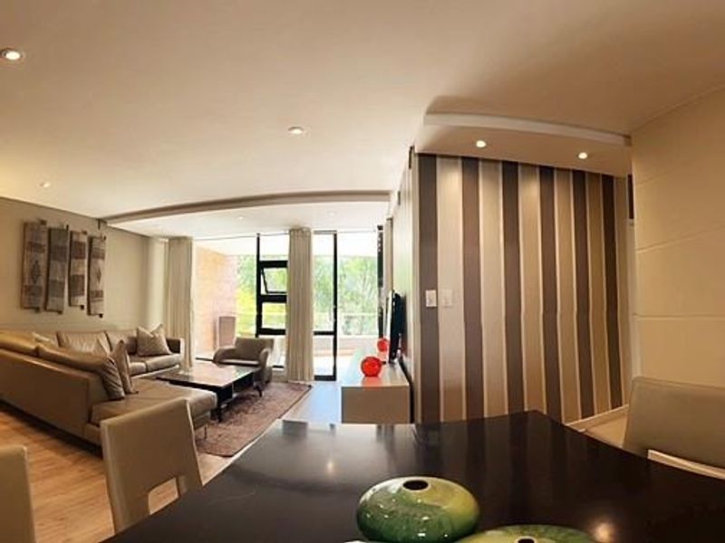 3 BED 3 BATH FULLY FURNISHED APARTMENT BENMORE - Photo 2