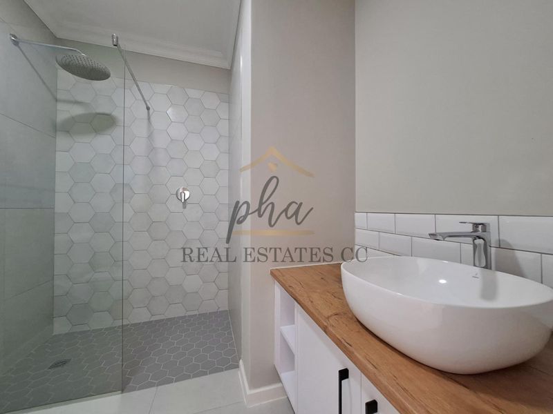 Brand-New Modern Single-Level Home in Ocean View, Swakopmund - Photo 9