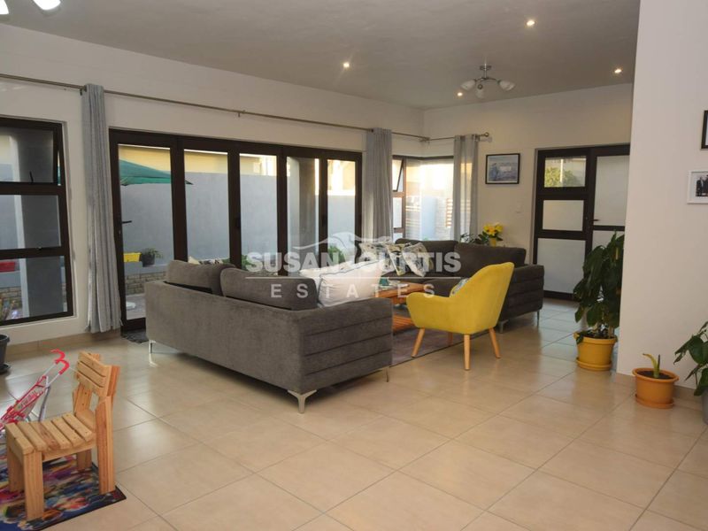 3 BEDROOM HOUSE IN MILE 4 FOR SALE - Photo 7