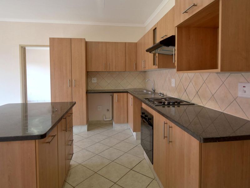 Perfect 1-Bedroom Apartment - Photo 4