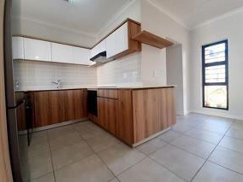 Modern 3 Bedroom Apartment to Rent in Ballito - Photo 9