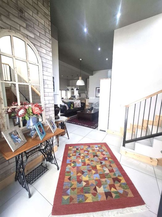 Property #2497830, Townhouse For Sale in Klein Windhoek