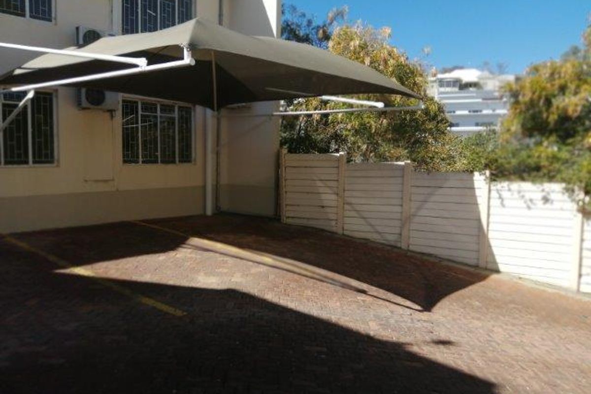 OFFICE BUILDING - EXCELLENT LOCATION - FOR SALE - Photo 3