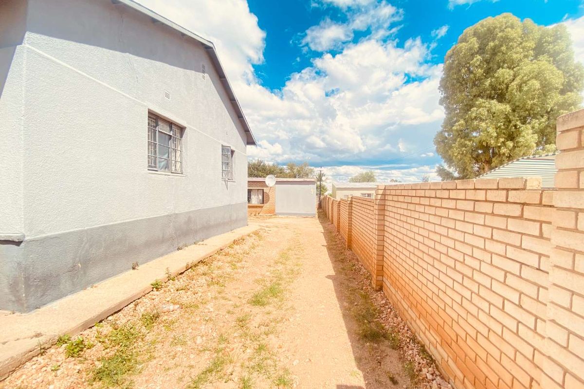 INVESTMENT OPPORTUNITY NEAR WINDHOEK CENTRAL HOSPITAL AND CBD - Photo 4