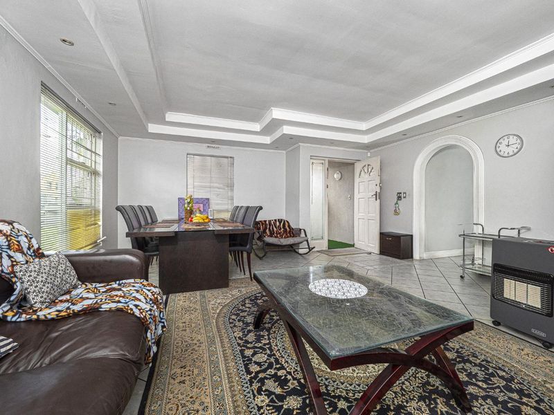 Location Is Everything: Find Your Dream Home Today! - Photo 4