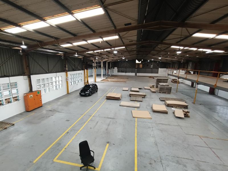 Stand-alone industrial facility |  Yard  |  150 amps - Photo 5