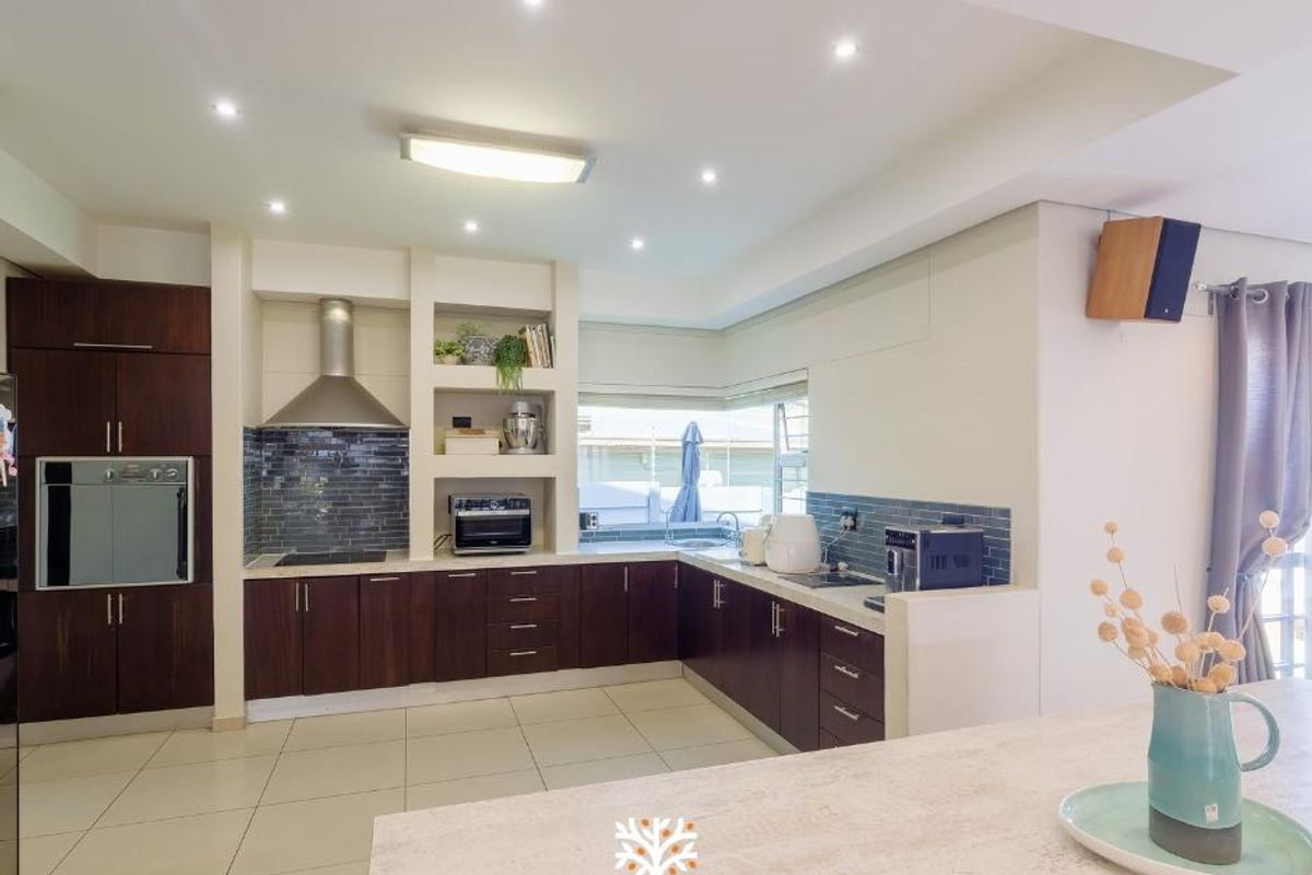 FOR SALE | EXCLUSIVE JOINT SOLE MANDATE | N$3 935 000.00 📍 KLEINE KUPPE - Photo 3