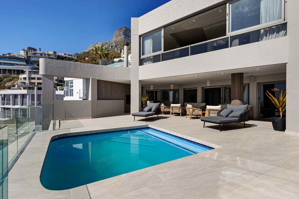 Unrivaled Luxury Awaits: A Masterpiece on De Wet Rd - Photo 4