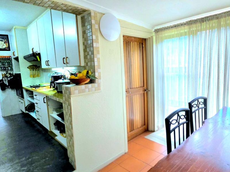 Spacious Family Living in Elandshaven - Photo 10