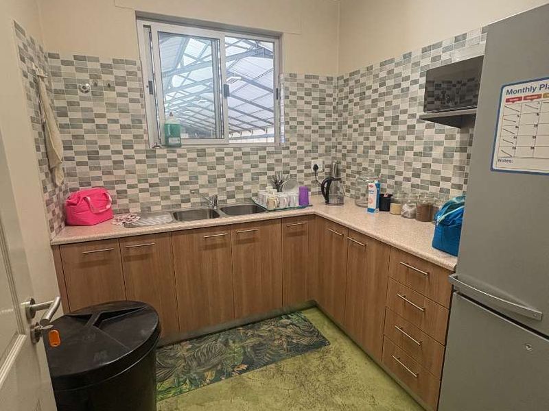 Warehouse Lafrenz Extension 1 to rent - Photo 10