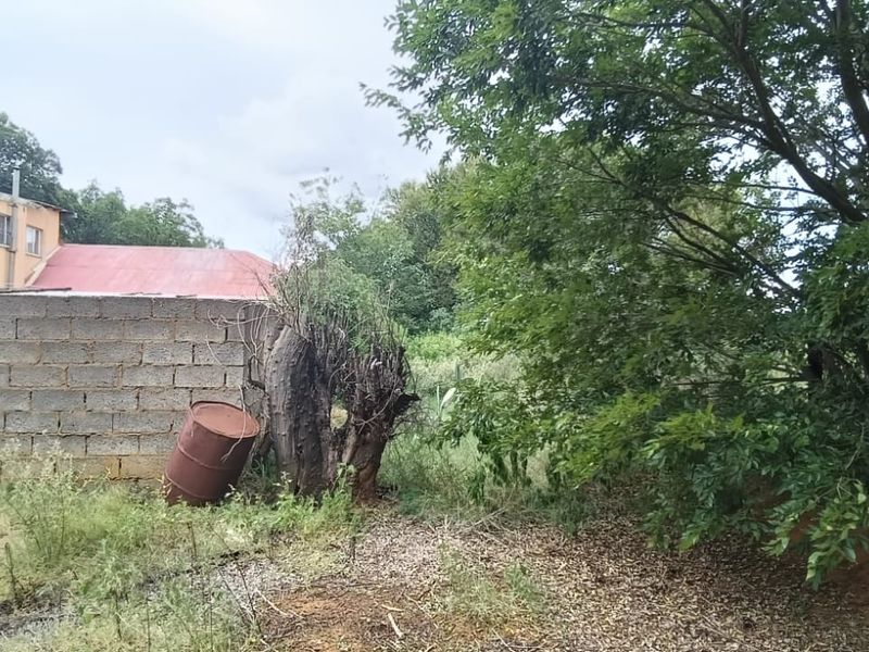 DESIGN YOUR OWN MILTIFARIOUS DUBBELSTORY HOUSE. STRONG WATER. LARGE WOKSHOP. VIEW  TO PLAN. - Photo 10