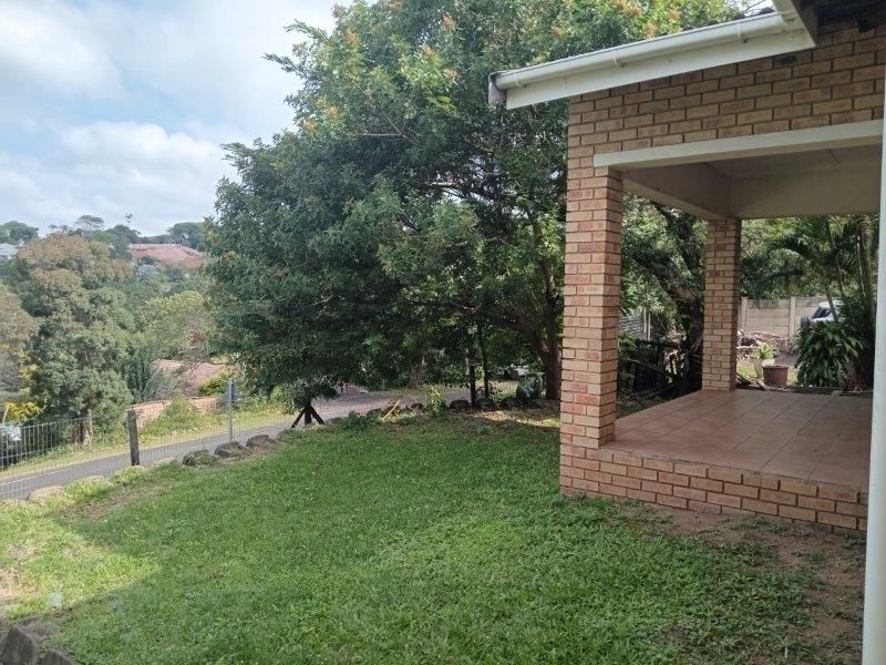 Immerse yourself in Westville with this exquisite 2-bedroom cottage for lease - Photo 3