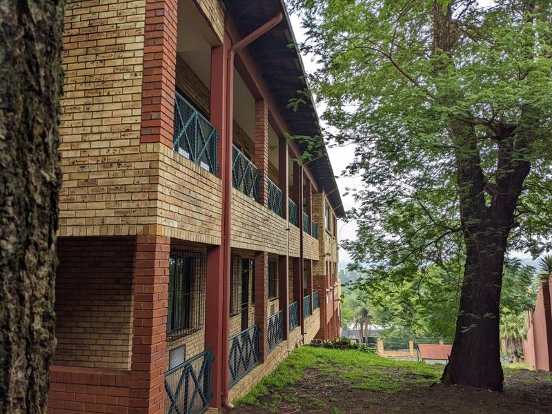 Prime 113sqm Office with Ample Parking in a Secure Complex in Kensington B, Randburg - Photo 8
