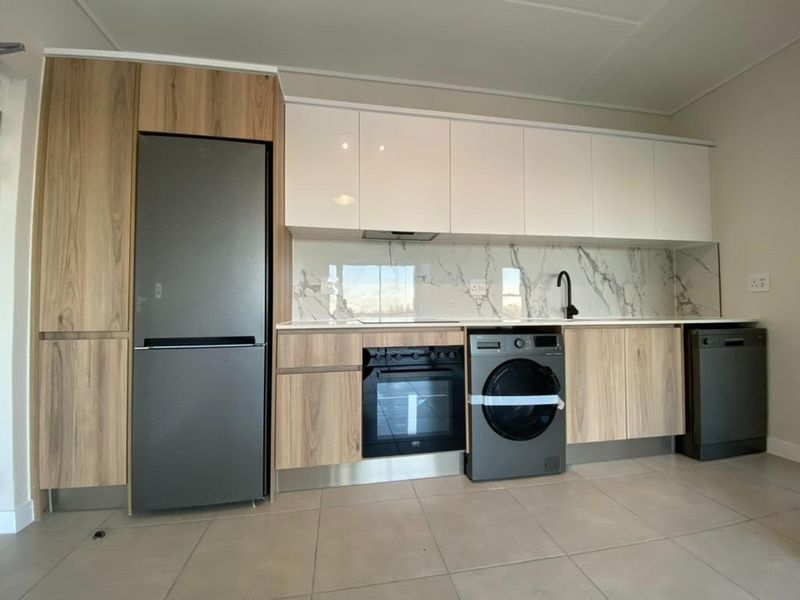 1 Bedroom Apartment in Sandown - Photo 4