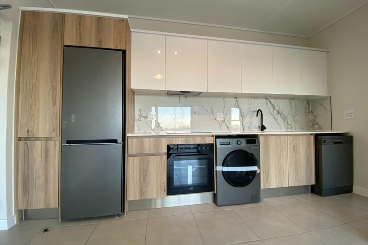 1 Bedroom Apartment in Sandown - Photo 4