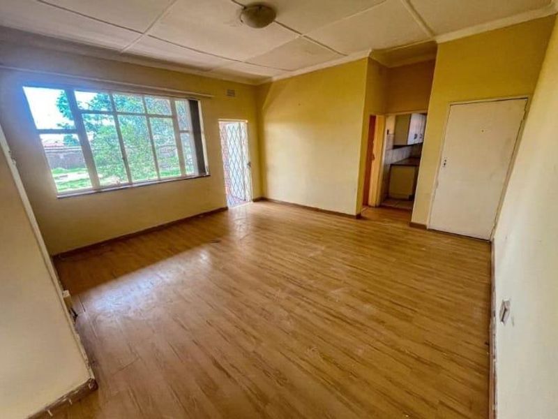 2 Bedroom Apartment for Sale in Kenilworth Johannesburg - Photo 6