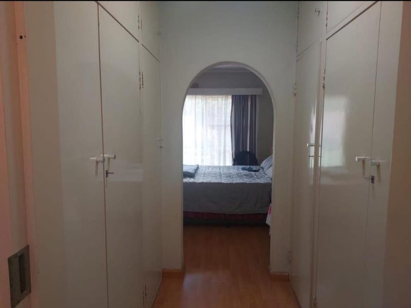 3 Bedroom Townhouse for Sale in Mulbarton - Photo 10