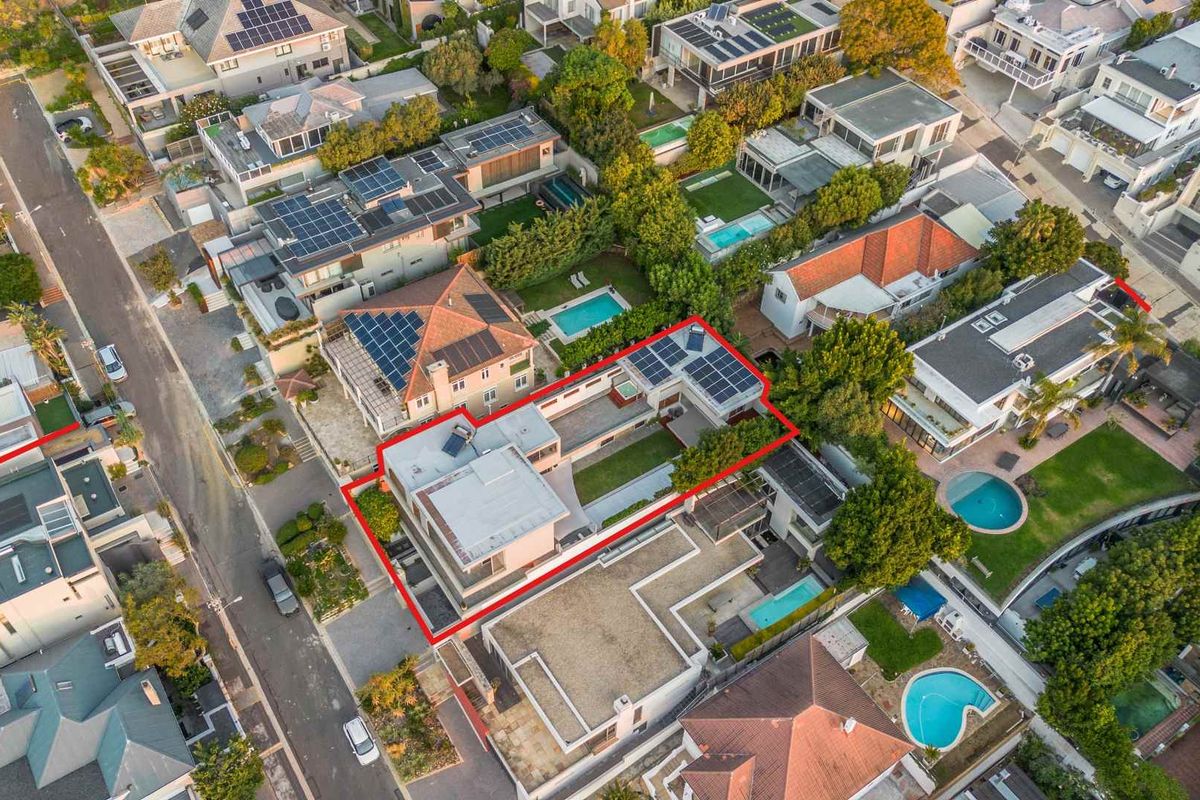 Luxury Living Above the Atlantic — A Fresnaye Masterpiece Beneath Lion's Head - Photo 3