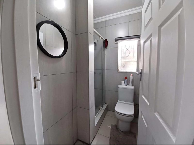 3 Bedroom House For Sale in Vanderbijlpark SE6 - Photo 4