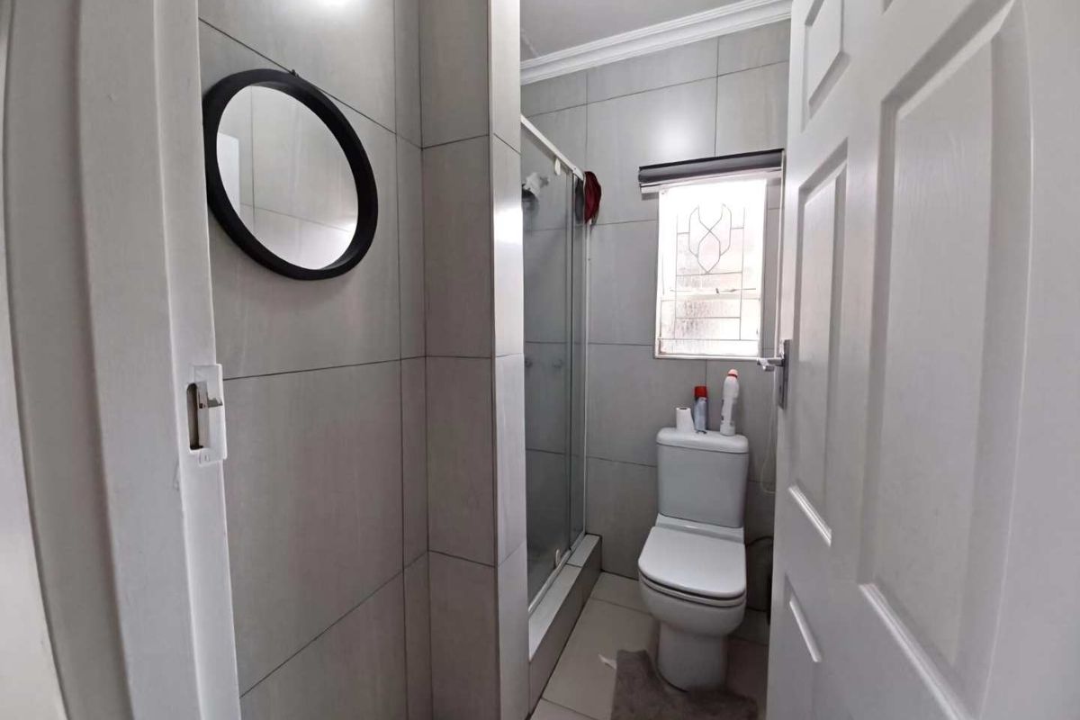 3 Bedroom House For Sale in Vanderbijlpark SE6 - Photo 4