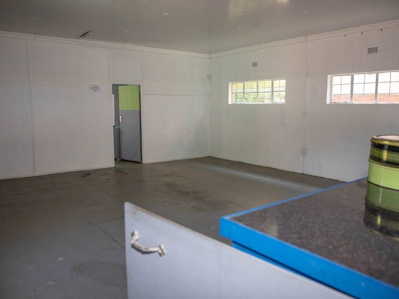 Prime Commercial Property for Sale-Excellent Rental Income Opportunity - Photo 10