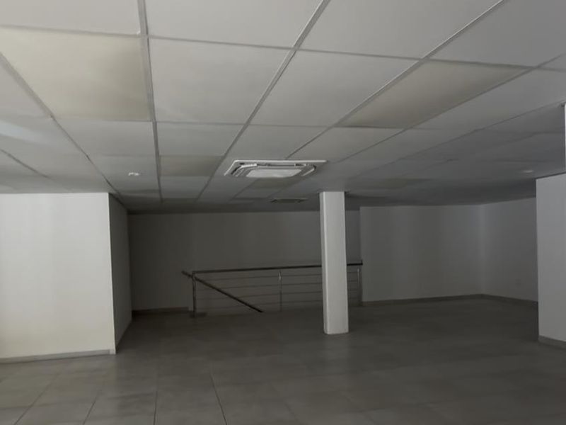 RENT| Klein Windhoek – Prime Business - Photo 8