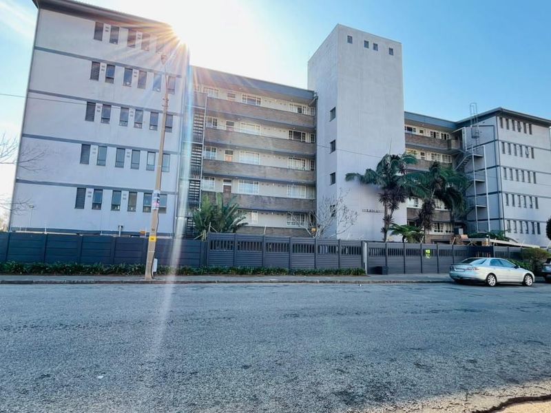 2 Bedroom Apartment for rent - Photo 1