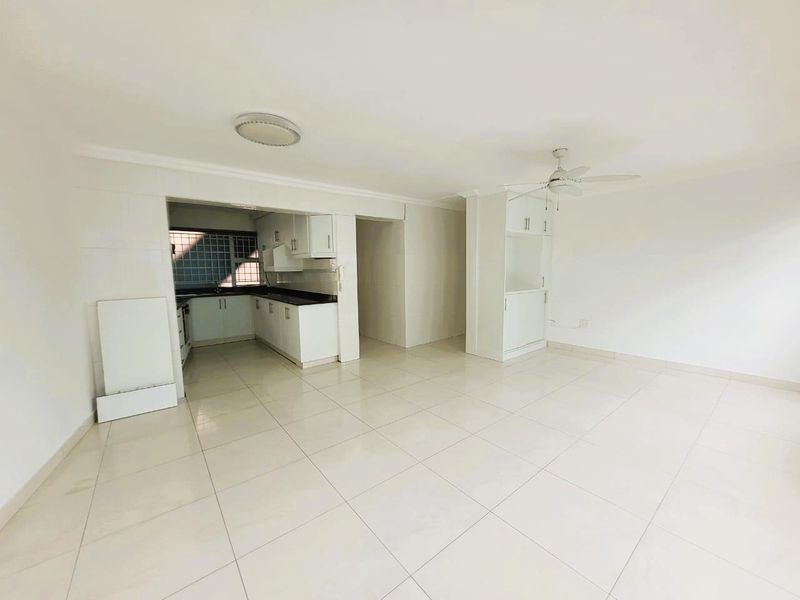 South Beach Apartment  - Lock up and go!! - Photo 6